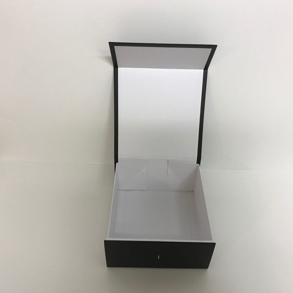 3/$25 Sephora Makeup Skincare Gift Box Brand New - Picture 4 of 4